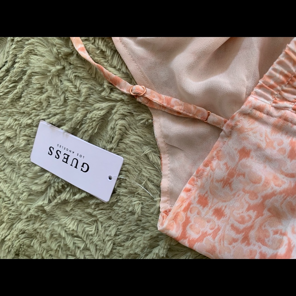 🆕 GUESS - Crop Top - Picture 6 of 7